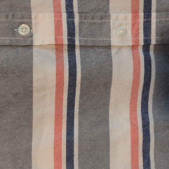 Children's Place Striped Boys Button Down Shirt -  Size 5/6 - Picture 2 of 5